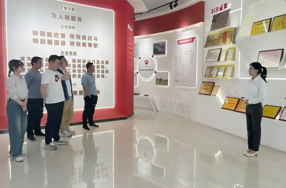 南昌市政建設(shè)集團開展“重溫奮斗史，啟航新征程”企業(yè)展廳講解活動